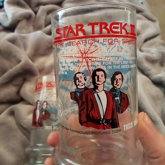 Vintage Star Trek 3 glasses featuring Kirk Scotty and Bones - Picture 7 of 7